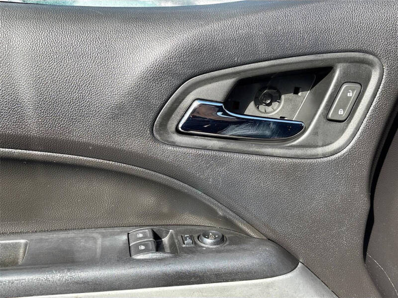 2017 Chevrolet Colorado LT