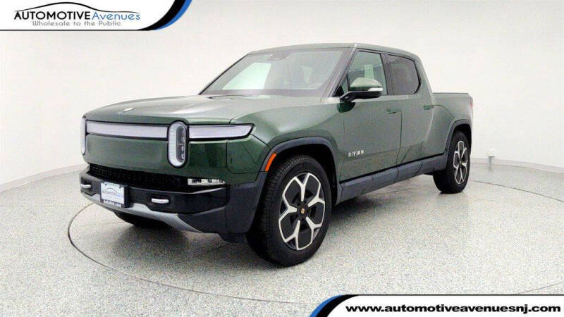 2024 Rivian R1T Adventure