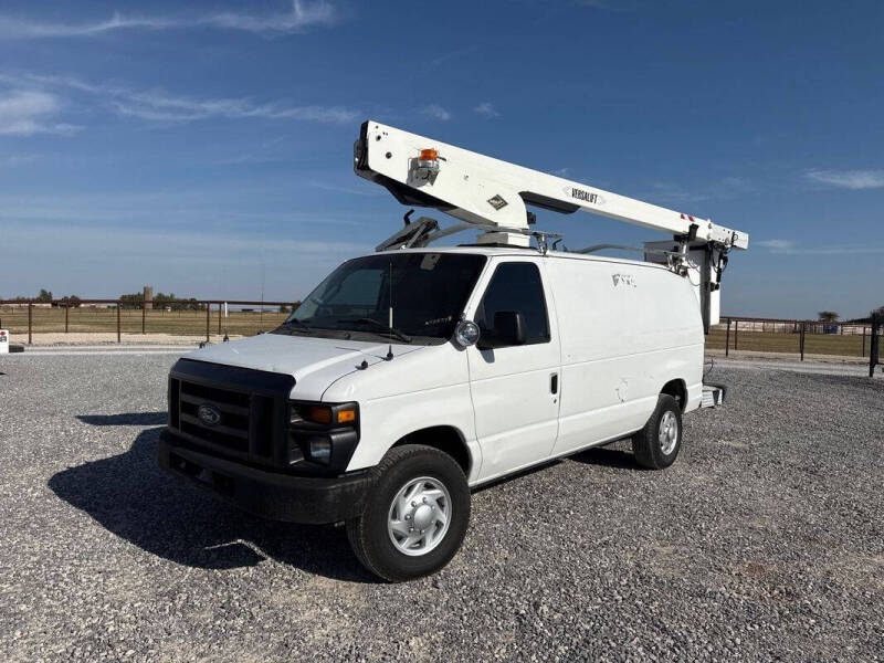 2010 Ford E-Series E-350 SD