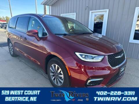 2022 Chrysler Pacifica Hybrid for sale at TWIN RIVERS CHRYSLER JEEP DODGE RAM in Beatrice NE