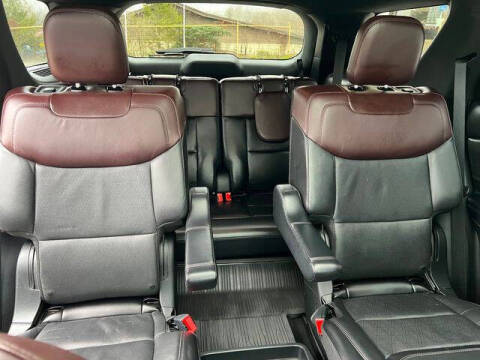 2020 Ford Explorer Platinum