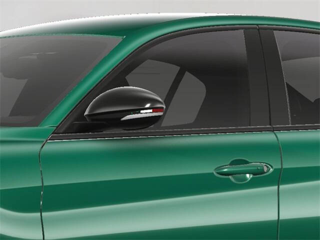 2025 Alfa Romeo Giulia Intensa