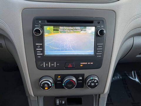 2017 Chevrolet Traverse LS