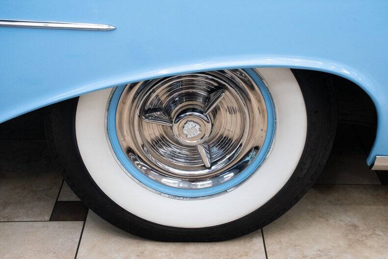 1954 Oldsmobile Starfire