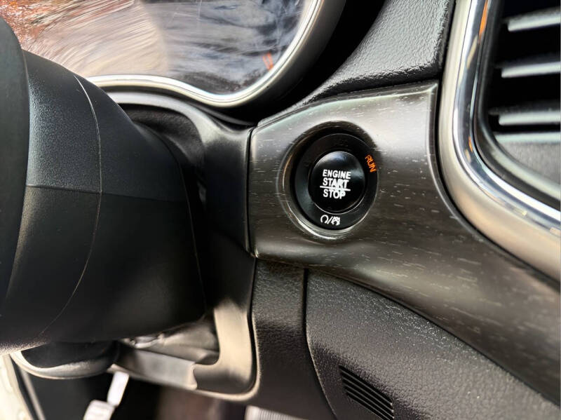 2017 Jeep Grand Cherokee Altitude