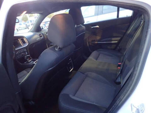 2016 Dodge Charger SE