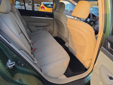 2010 Subaru Outback 2.5i Premium