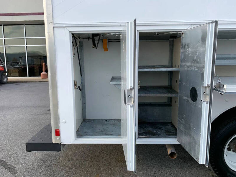 2013 Ford E-Series E-450 SD