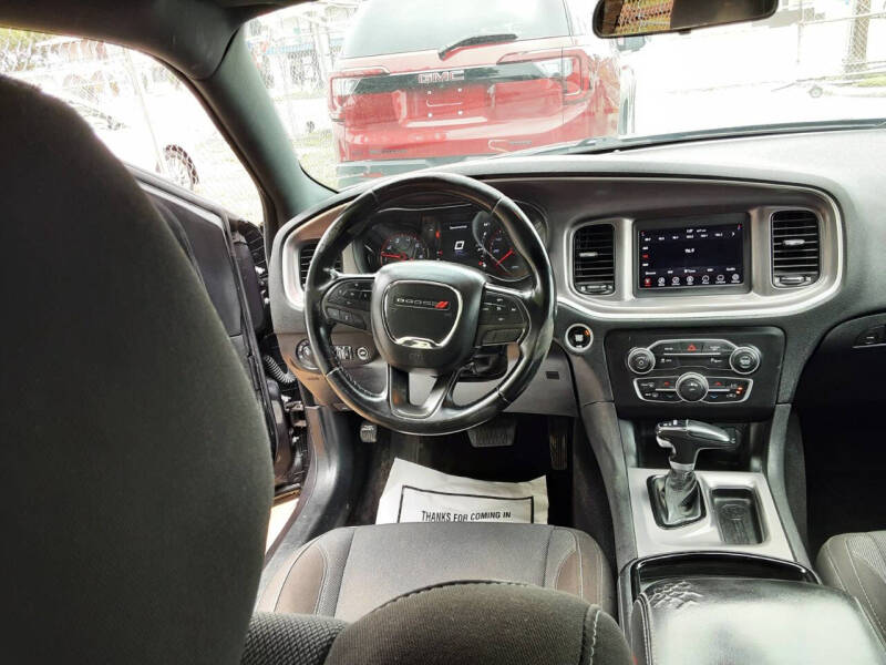 2019 Dodge Charger SXT