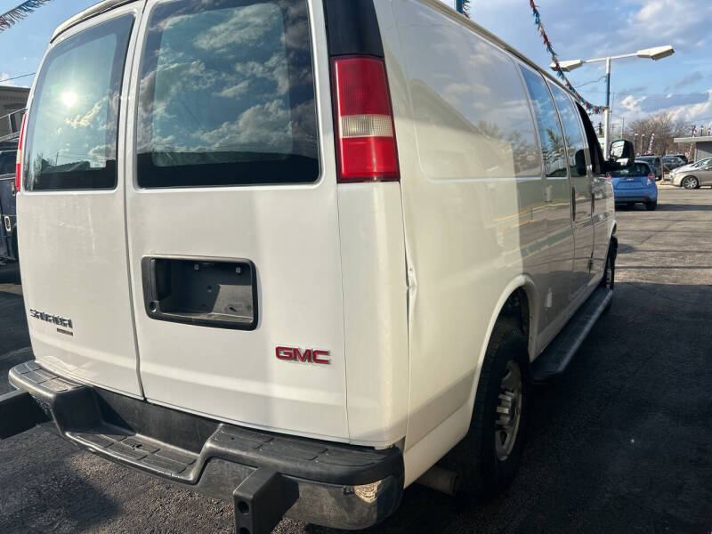 2015 GMC Savana 2500