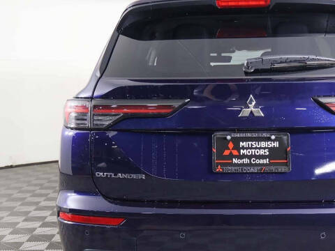 2025 Mitsubishi Outlander SE