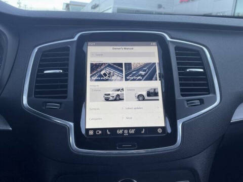 2025 Volvo XC90 B5 Core Bright Theme