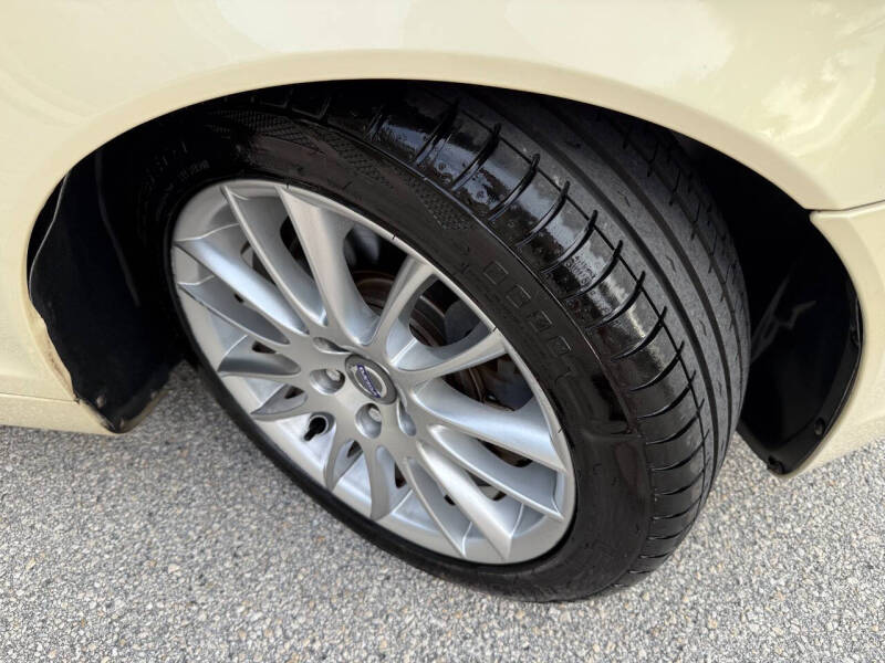 2009 Volvo C70 T5