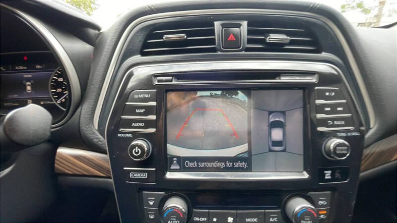 2016 Nissan Maxima Platinum