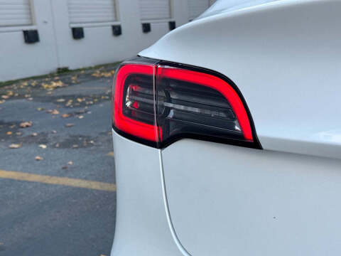 2021 Tesla Model 3 Long Range