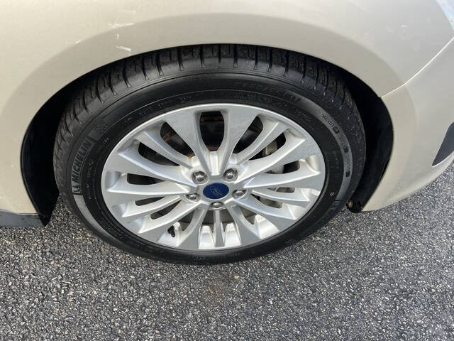 2018 Ford C-MAX Hybrid SE