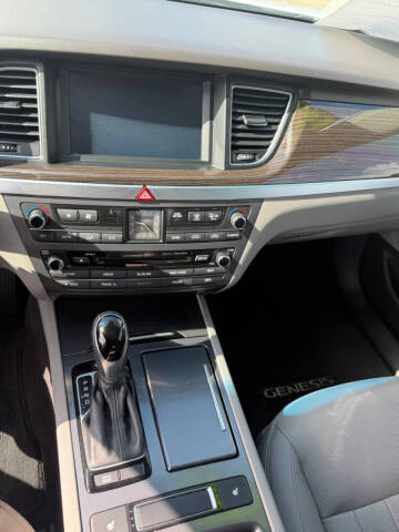 2016 Hyundai Genesis