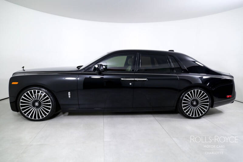 2023 Rolls-Royce Phantom