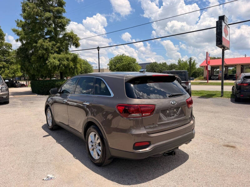 2019 Kia Sorento L