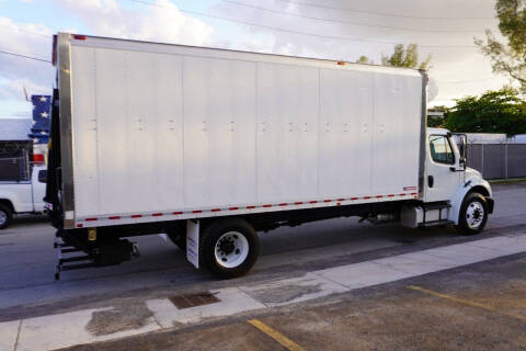 2018 Freightliner M2 106