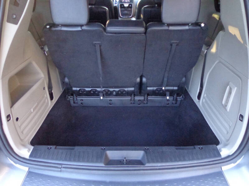 2014 Chrysler Town and Country Touring