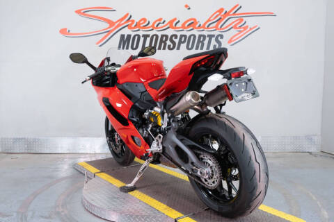 2026 Ducati Panigale V2
