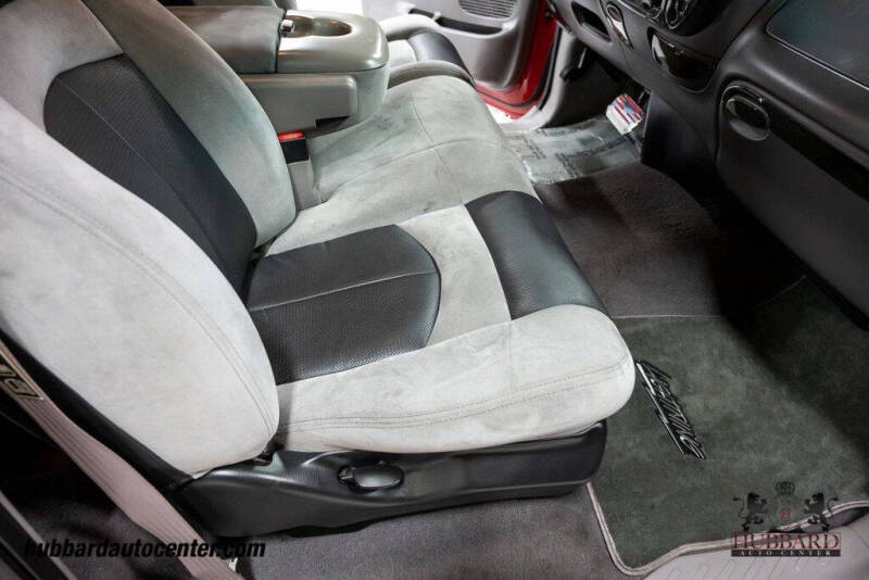 2002 Ford F-150 SVT Lightning