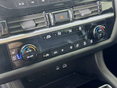 2023 Nissan Pathfinder Platinum