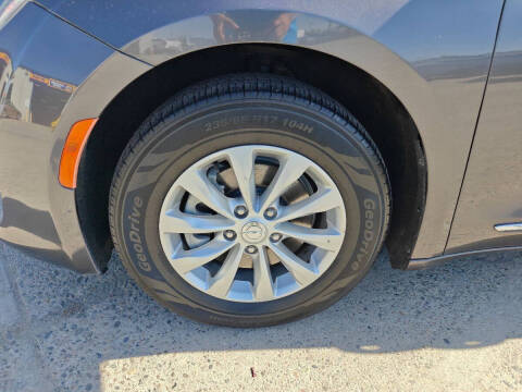 2019 Chrysler Pacifica Touring L