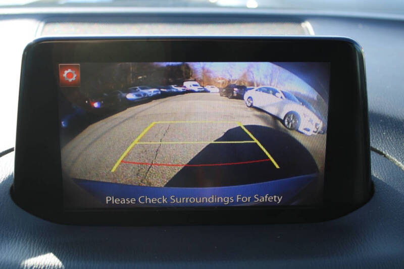 2017 Mazda MAZDA3 Sport