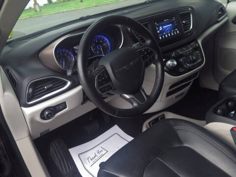 2019 Chrysler Pacifica Touring L