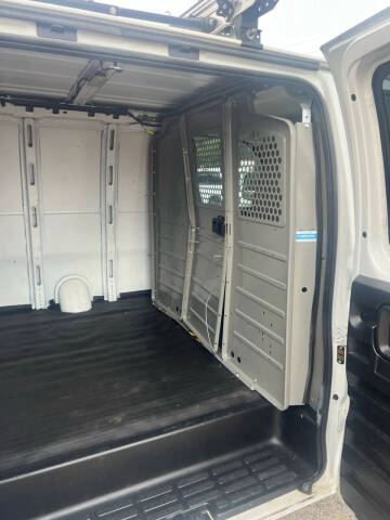 2019 Chevrolet Express 2500