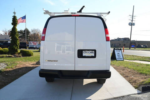 2023 Chevrolet Express 2500