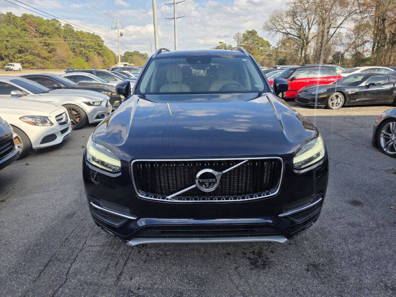 2016 Volvo XC90 T6 Momentum
