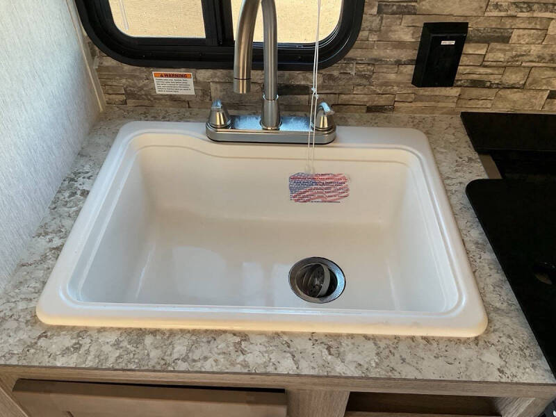2023 Sunset Park RV Sun Lite