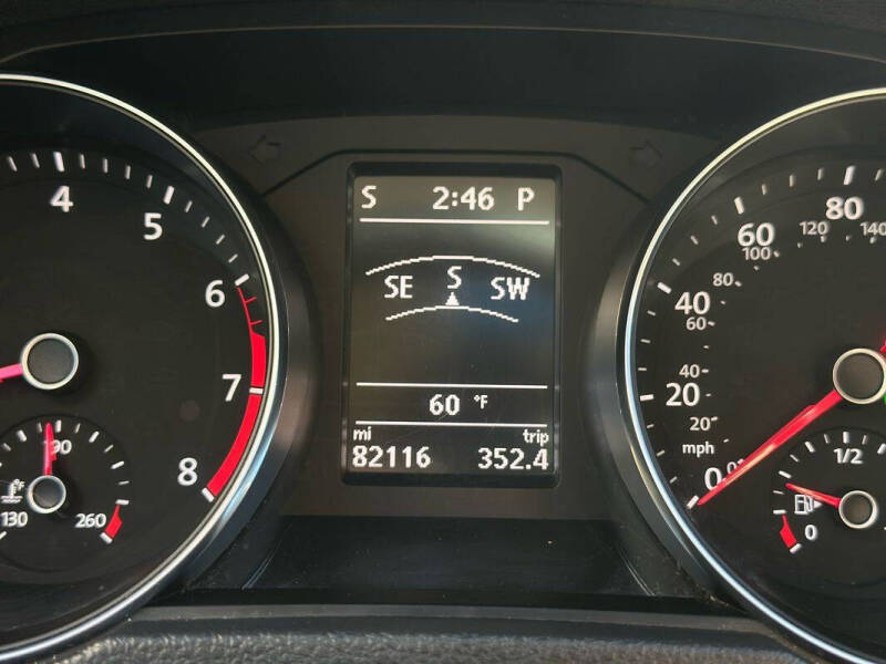 2016 Volkswagen Passat 1.8T SEL