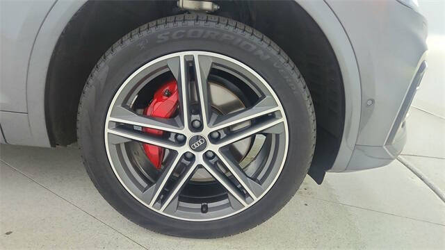 2024 Audi Q5 e quattro S line Prestg 55 TFSI