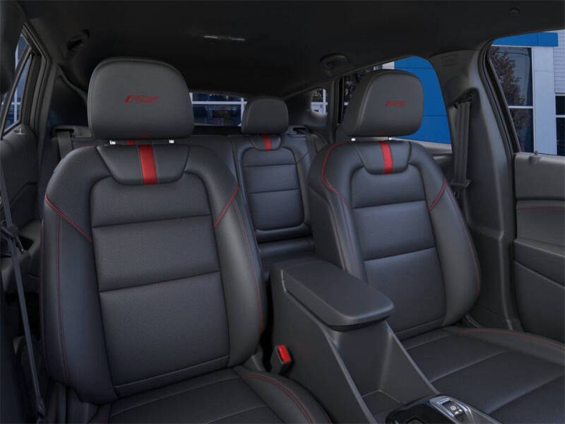 2025 Chevrolet Trax RS