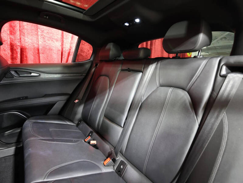 2022 Alfa Romeo Stelvio Sprint
