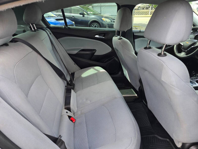 2019 Chevrolet Cruze LS