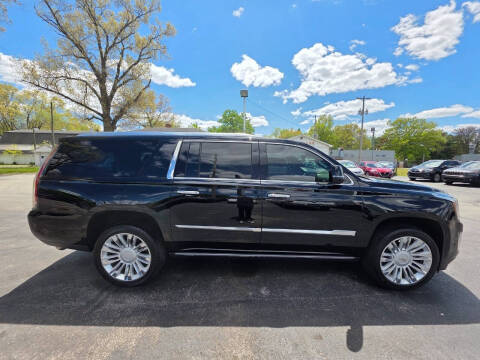 2019 Cadillac Escalade ESV Platinum