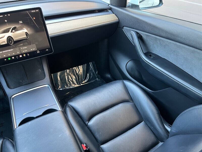 2022 Tesla Model Y Long Range