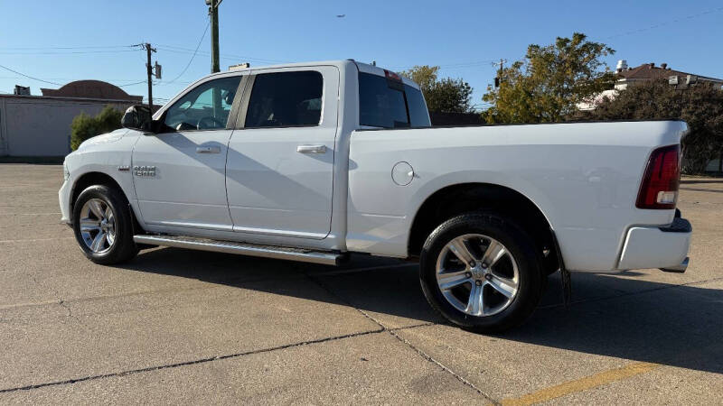 2016 RAM 1500 Sport