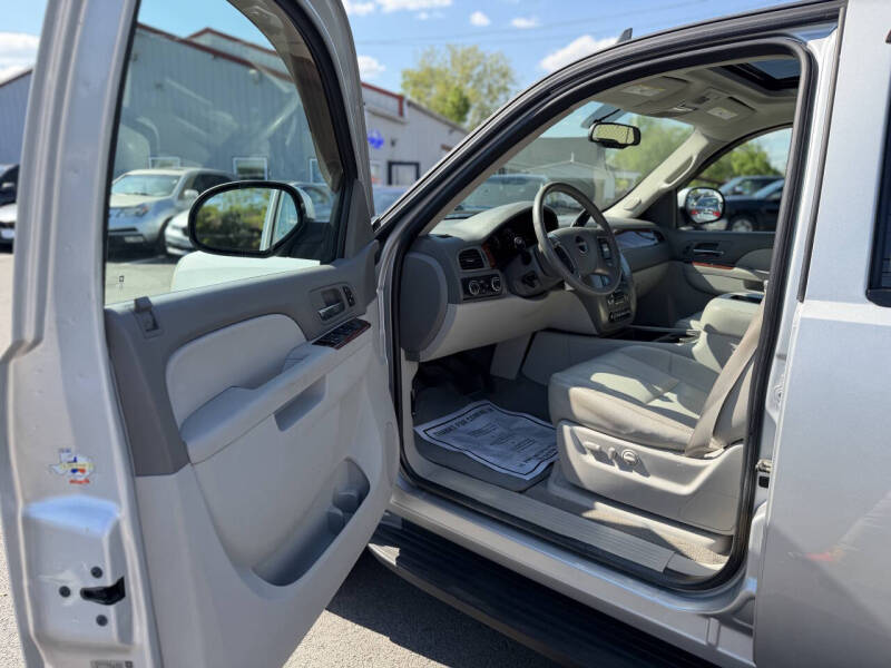 2011 GMC Yukon SLT