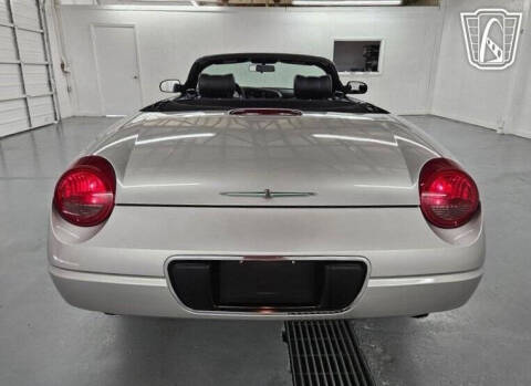 2005 Ford Thunderbird Deluxe