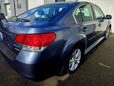 2013 Subaru Legacy 2.5i Premium