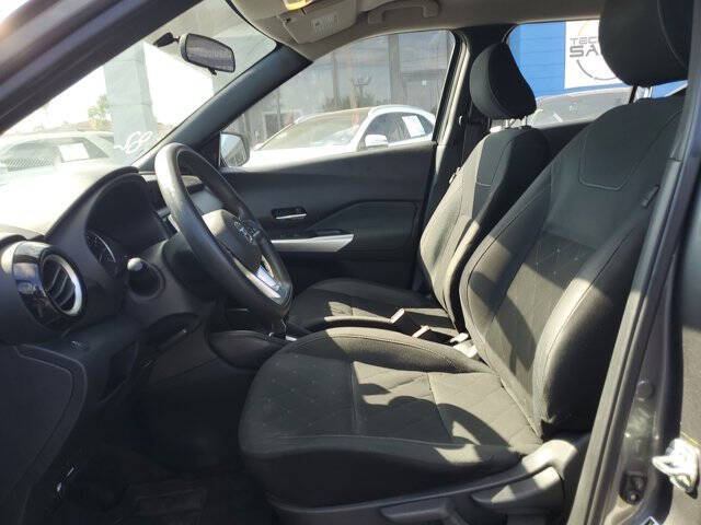 2019 Nissan Kicks SV