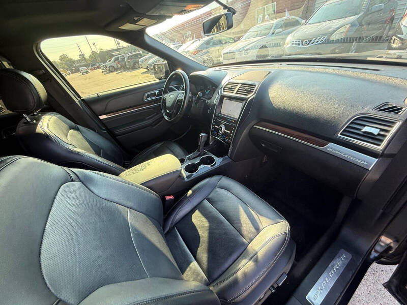 2017 Ford Explorer Limited