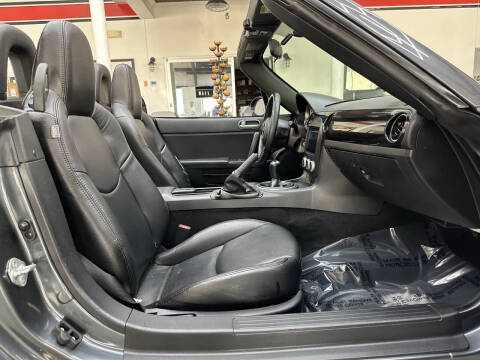 2014 Mazda MX-5 Miata Sport