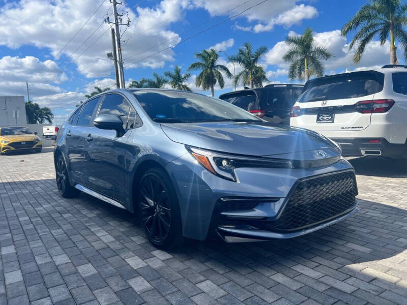 2024 Toyota Corolla SE's photo